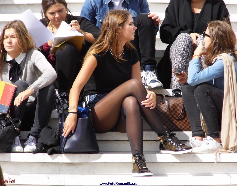 Candid great legs pictures