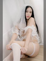 "Best 25" competition "January 2026, best photos of the month": "Stockings", author: Greg Tsai (<a href="https://www.fotoromantika.ru/#id=32806&imgid=270993">photos in the publication</a>)