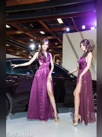 "Best 25" competition "August 2026, best photos of the month": "Autosalon 2013", author: Brian Wu (<a href="https://www.fotoromantika.ru/#id=33691&imgid=281715">photos in the publication</a>)