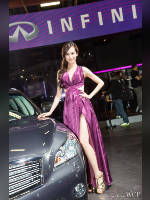 "Best 25" competition "August 2026, best photos of the month": "Autosalon 2013", author: Brian Wu (<a href="https://www.fotoromantika.ru/#id=33691&imgid=281722">photos in the publication</a>)