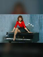 "Best 25" competition "May 2025, best photos of the month": "Alenka 10 years later", author: Kostya Romantikov (<a href="https://www.fotoromantika.ru/#id=31619&imgid=256872">photos in the publication</a>)