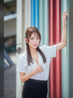 "Best 10" competition "November 2025, best photos of the month": "Model", author: Delete Lee (<a href="https://www.fotoromantika.ru/#id=32515&imgid=267685">photos in the publication</a>)