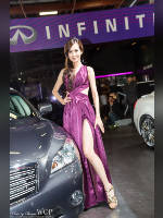 "Best 25" competition "August 2026, best photos of the month": "Autosalon 2013", author: Brian Wu (<a href="https://www.fotoromantika.ru/#id=33691&imgid=281714">photos in the publication</a>)