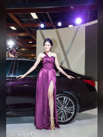 "Best 25" competition "August 2026, best photos of the month": "Autosalon 2013", author: Brian Wu (<a href="https://www.fotoromantika.ru/#id=33691&imgid=281727">photos in the publication</a>)