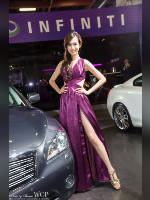 "2 place" competition "August 2026, best photos of the month": "Autosalon 2013", author: Brian Wu (<a href="https://www.fotoromantika.ru/#id=33691&imgid=281723">photos in the publication</a>)