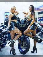 photo from the publication "Motovesna-2019. Kaleidoscope part 8", author Эдуард@fotovzglyad, Tags: [exhibitions, motorcycle (bike), pantyhose (tights) fishnet black, shoes black, black shorts, blonde, tight shorts, brunette, platform heels, the shorts are very short, lifting leg, events, mesh pantyhose (tights) black large, Motovesna, car show, , events of 2019]